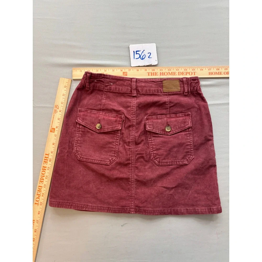American Eagle Corduroy Mini Skirt Burgundy Maroon Super Stretch Size 4